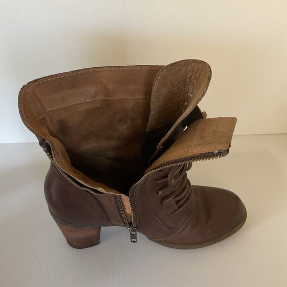 Vintage Born 90's Granny Victorian Brown Leather Heeled Ankle Boots Size 40 - Picture 14 of 15